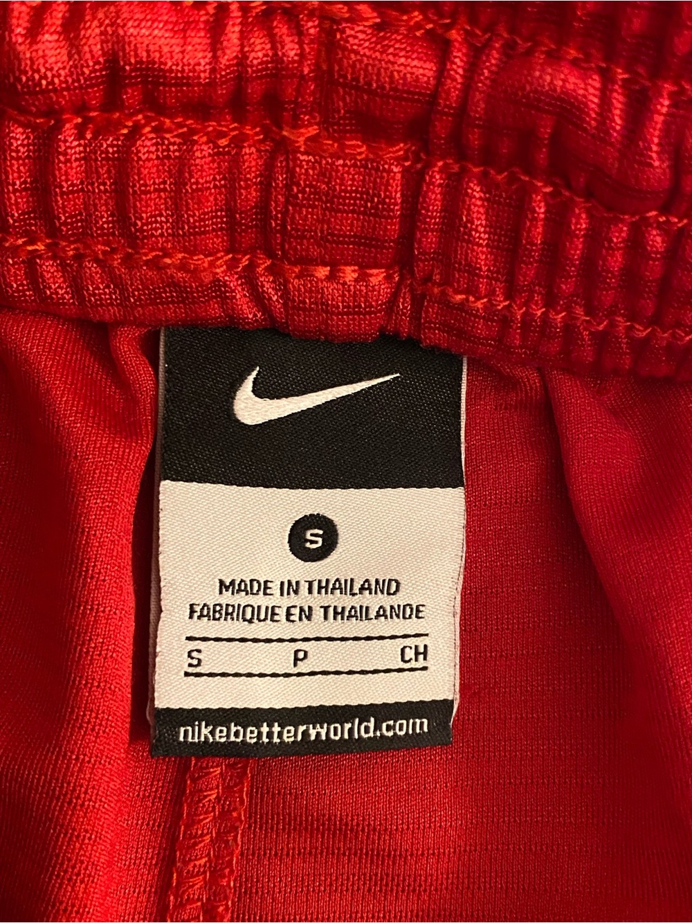 Nike Men’s Red Athletic Long Shorts Shiny Y2K - Picture 2 of 10